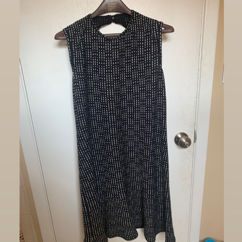 St. John printer knee- length dress